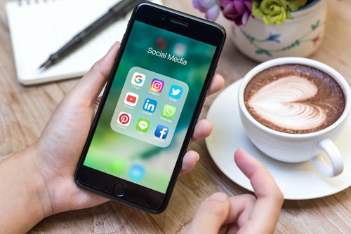 Using Social Media On Your Job Search